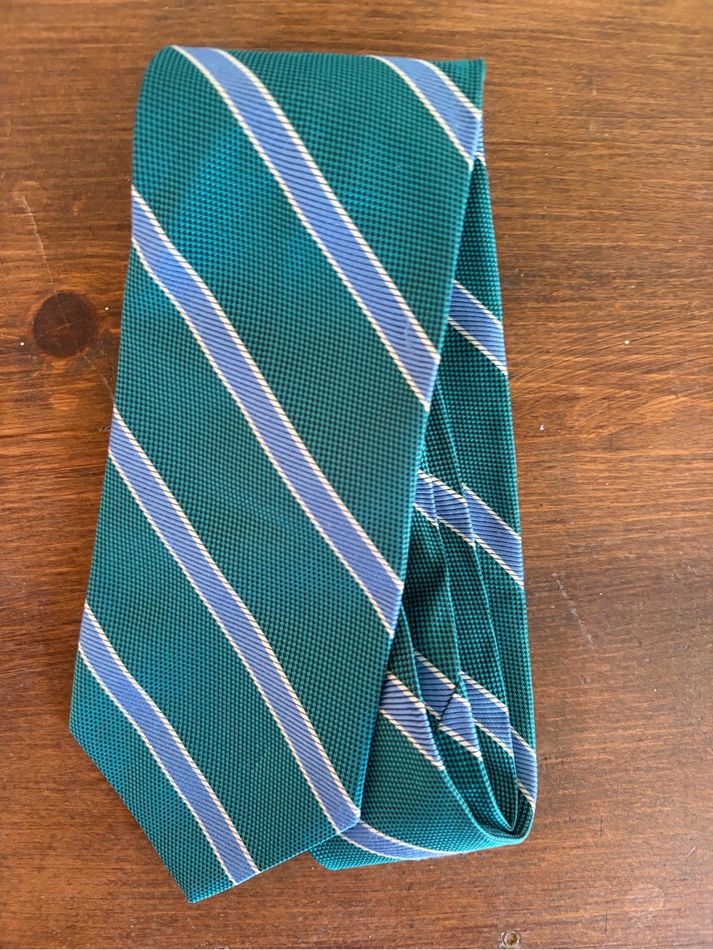 New with tags Brooks Brother’s green 100% Silk Tie